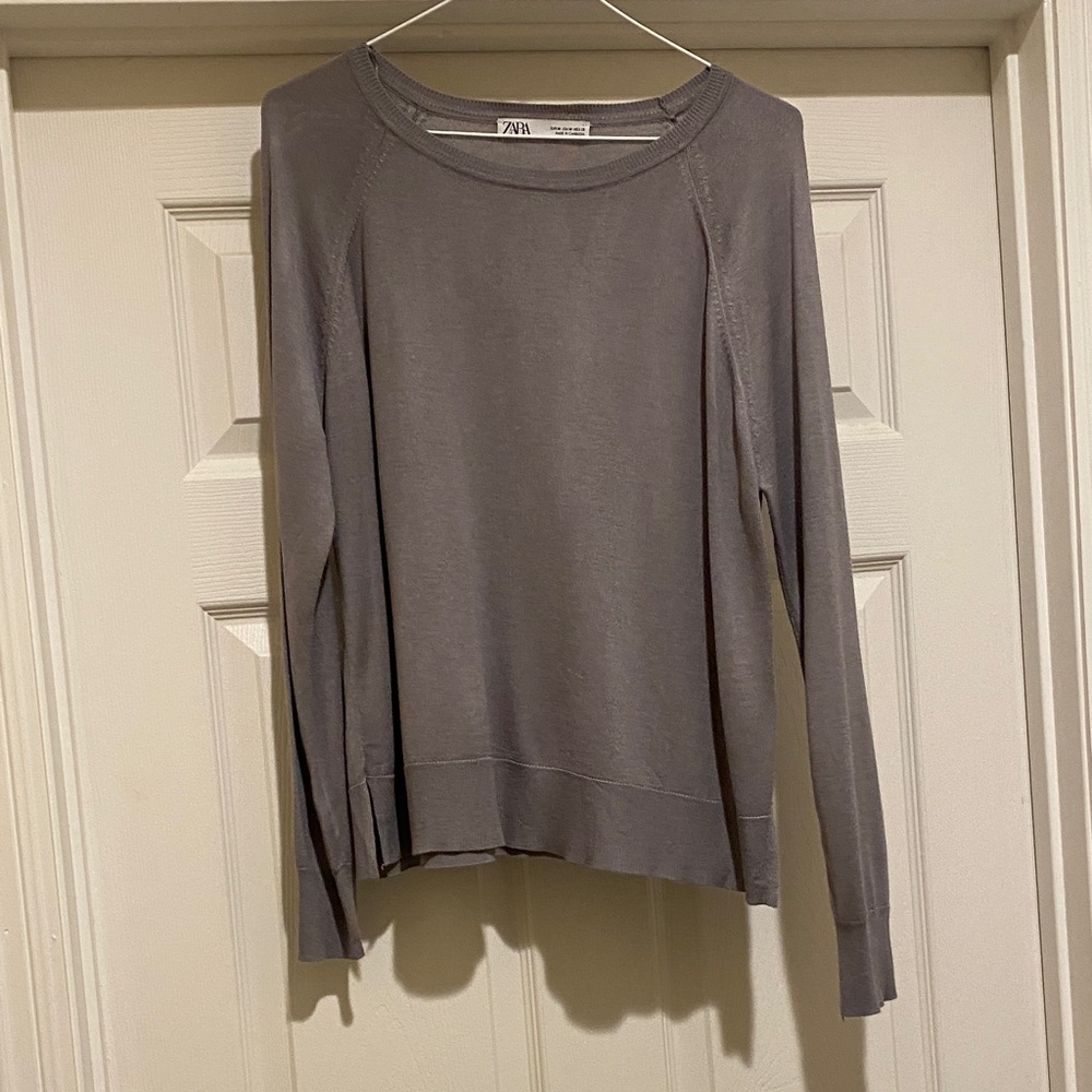 Zara women’s medium sweater